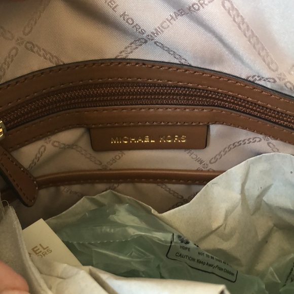 NWT Michael Kors elson large convertible satchel vegan leather crossbody strap - Picture 7 of 9